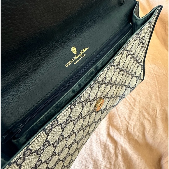 Auth GUCCI Signature Navy Blues Coated Canvas & Leather Clutch Bag w/ Pockets - Picture 8 of 12
